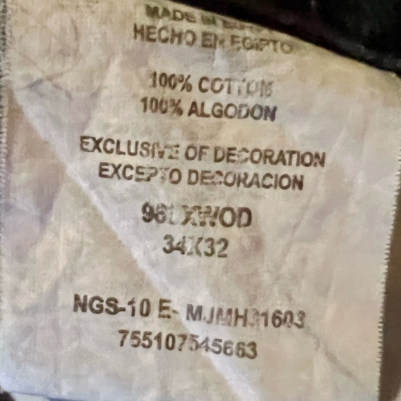 Wrangler Jeans Co. Relaxed Boot 34”x32” - Picture 3 of 3